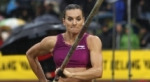 Rekordérka Isinbajevová si v Luzerne zranila ruku